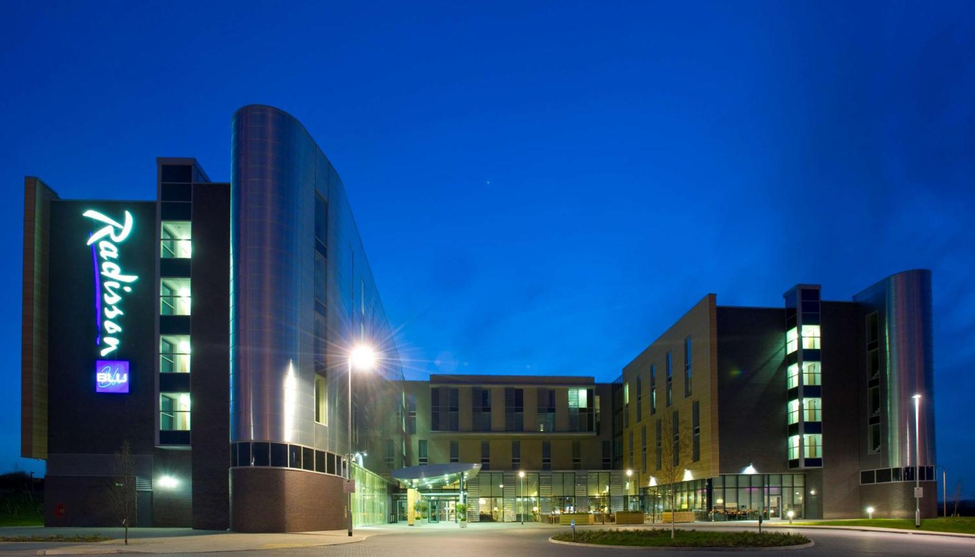 Radisson Blu Hotel East Midlands Airport Касл-Донингтон Экстерьер фото