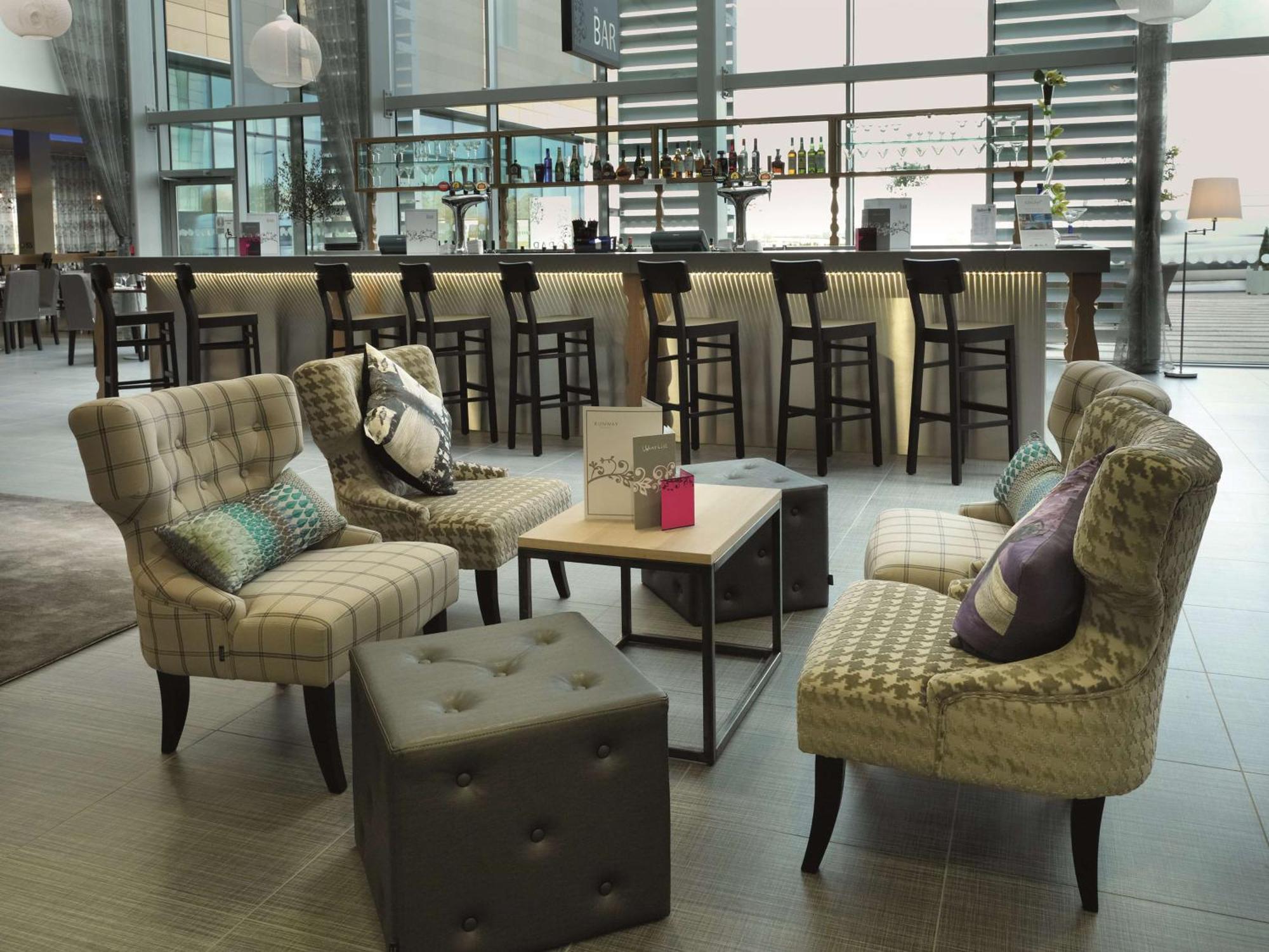 Radisson Blu Hotel East Midlands Airport Касл-Донингтон Экстерьер фото